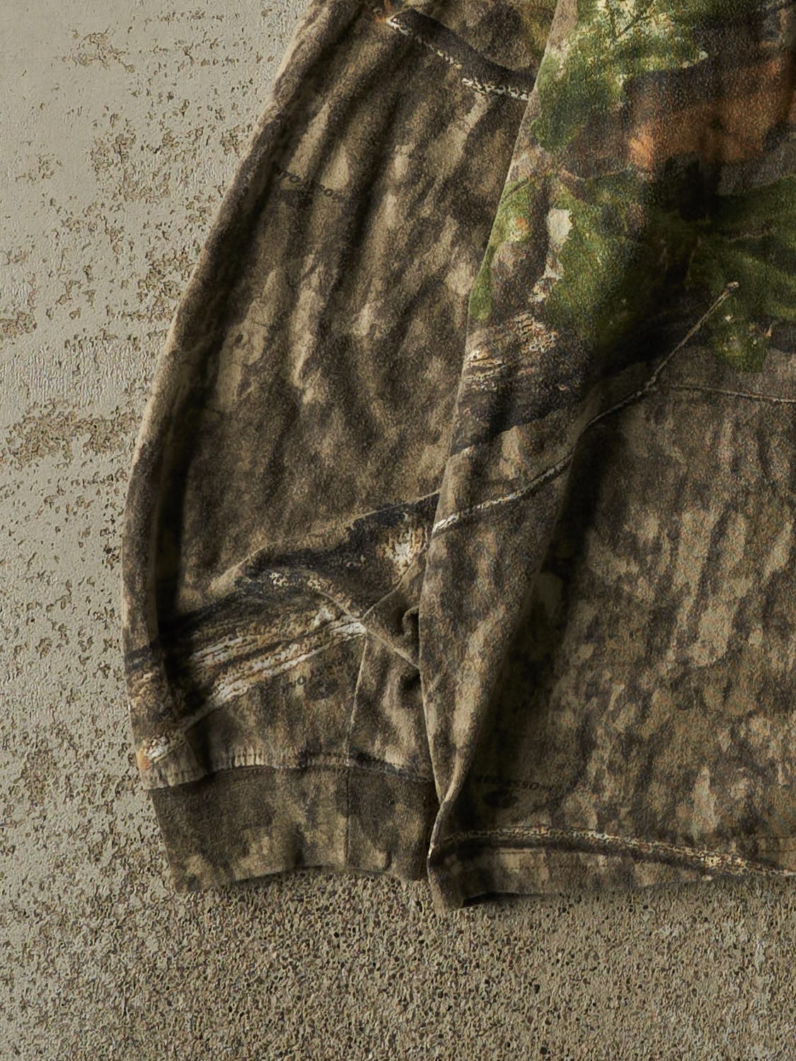 Vintage Y2K Camo Mossy Oak Long Sleeve (L/XL)