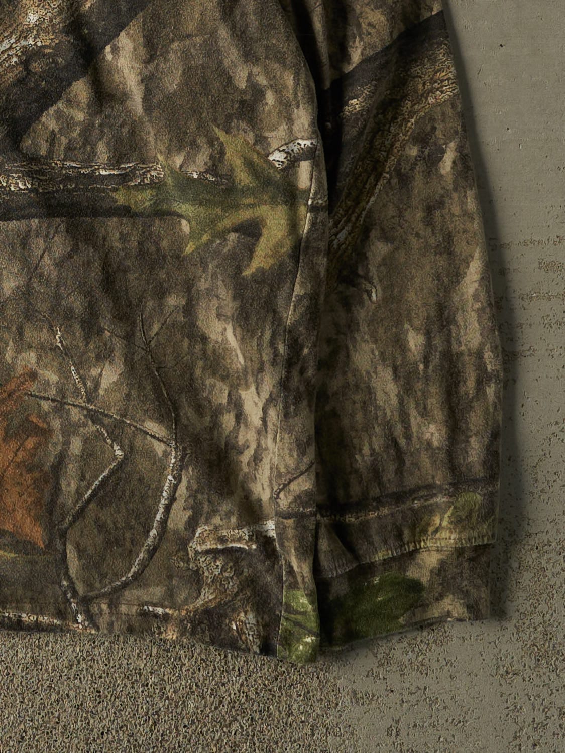 Vintage Y2K Camo Mossy Oak Long Sleeve (L/XL)