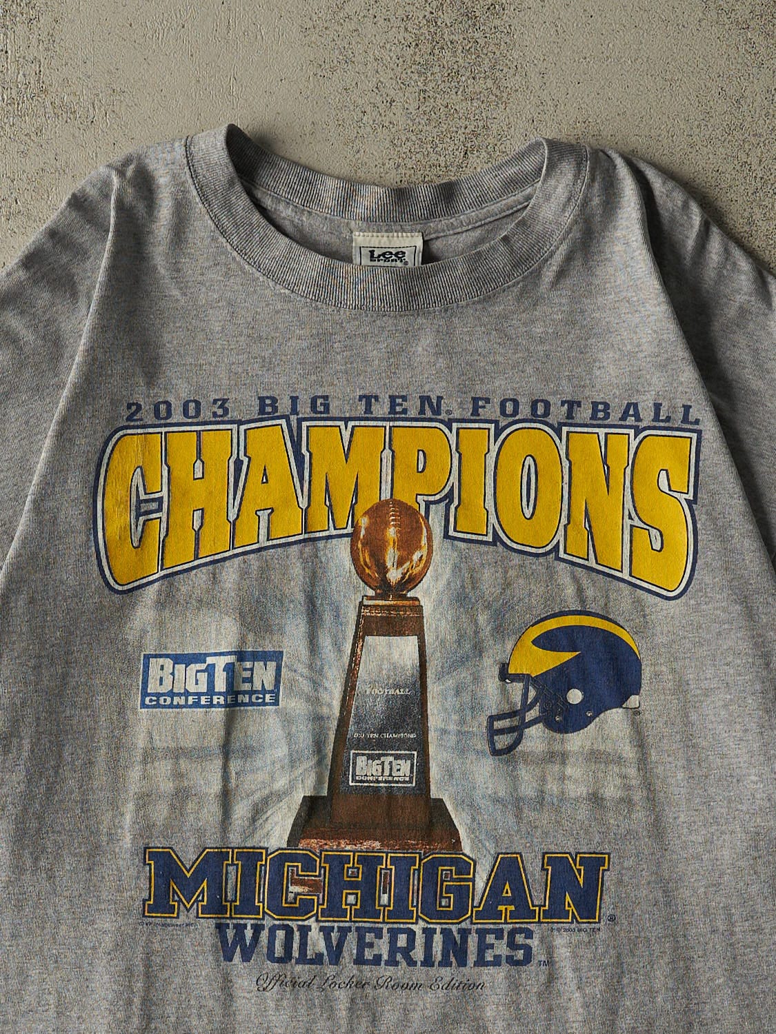 Vintage 03' Grey University of Michigan Wolverines Football Champions Tee (XL)