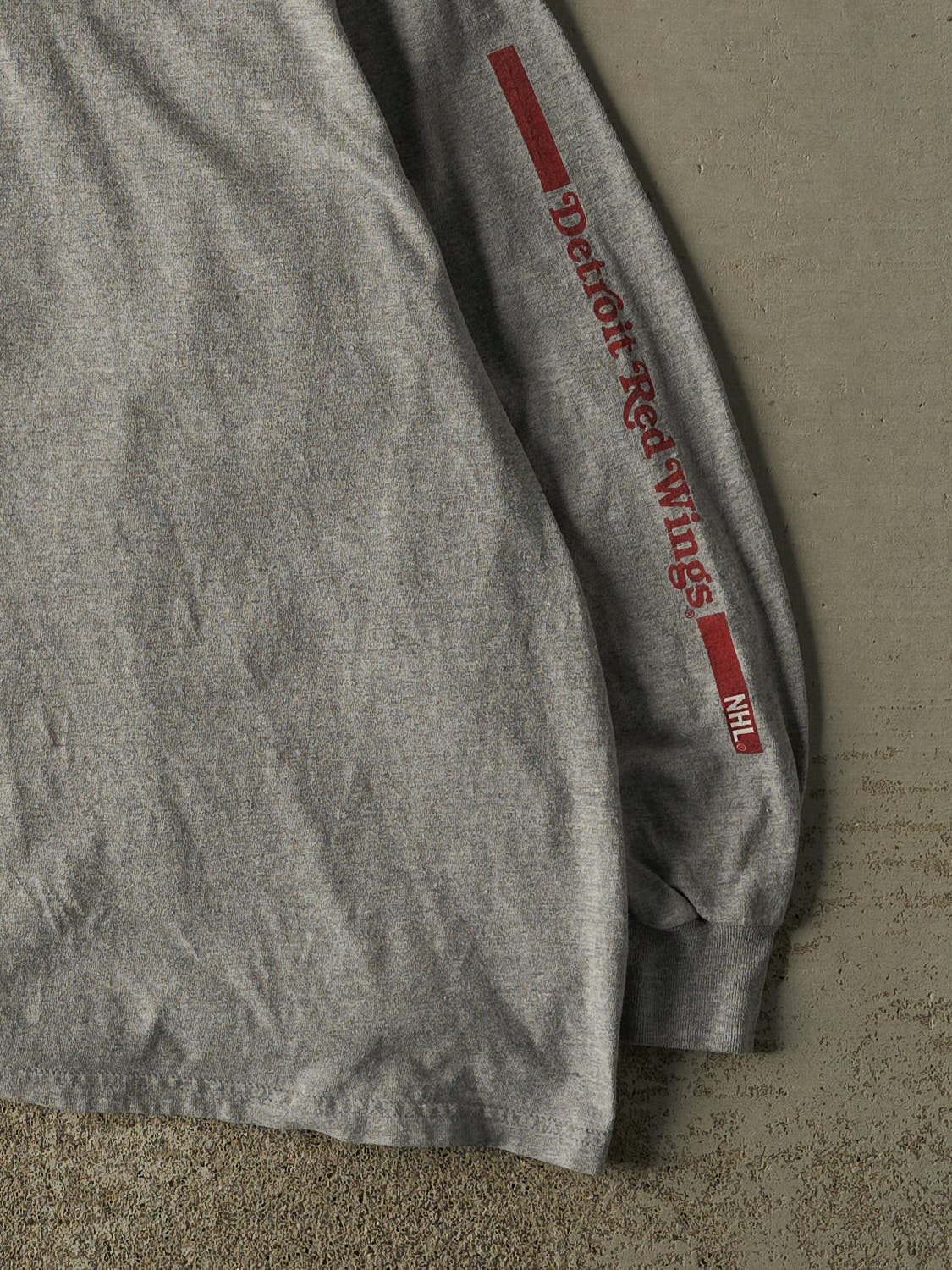 Vintage Y2K Grey Detroit Red Wings Long Sleeve (XL)