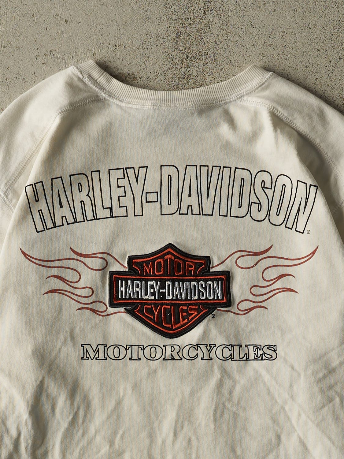 Vintage Y2K White Harley Davidson Flame Long Sleeve (M/L)