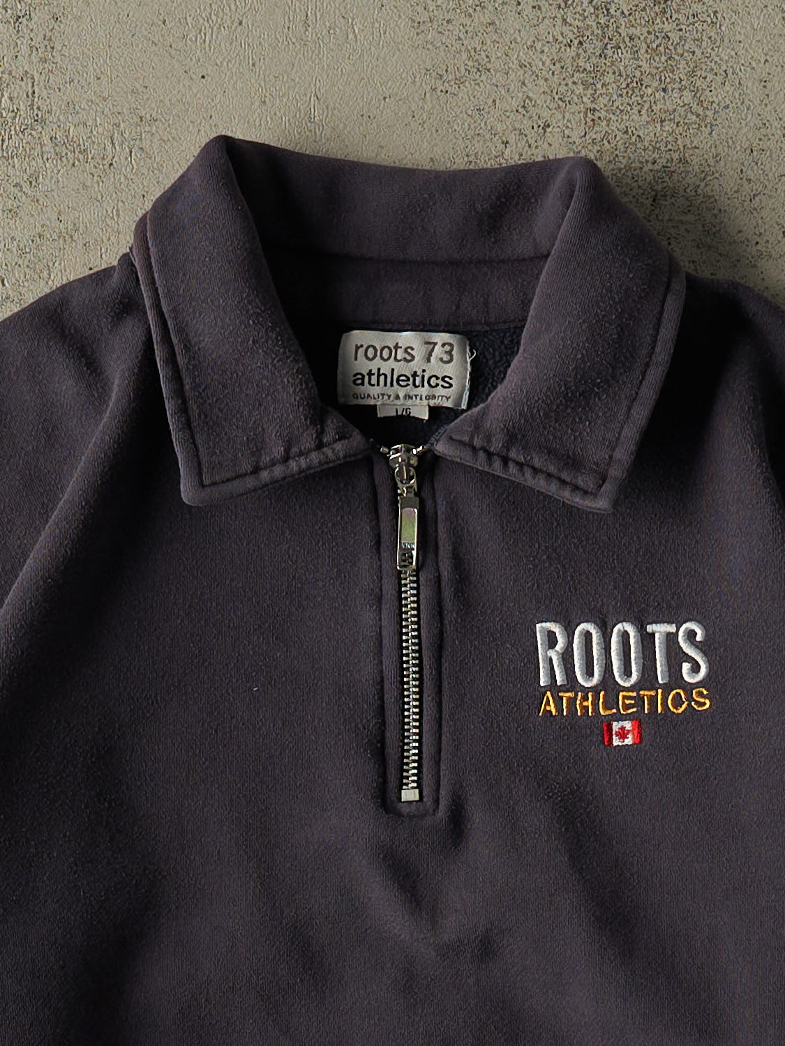 Vintage Y2K Sun Faded Navy Roots Embroidered Quarter Zip Sweater (S/M)