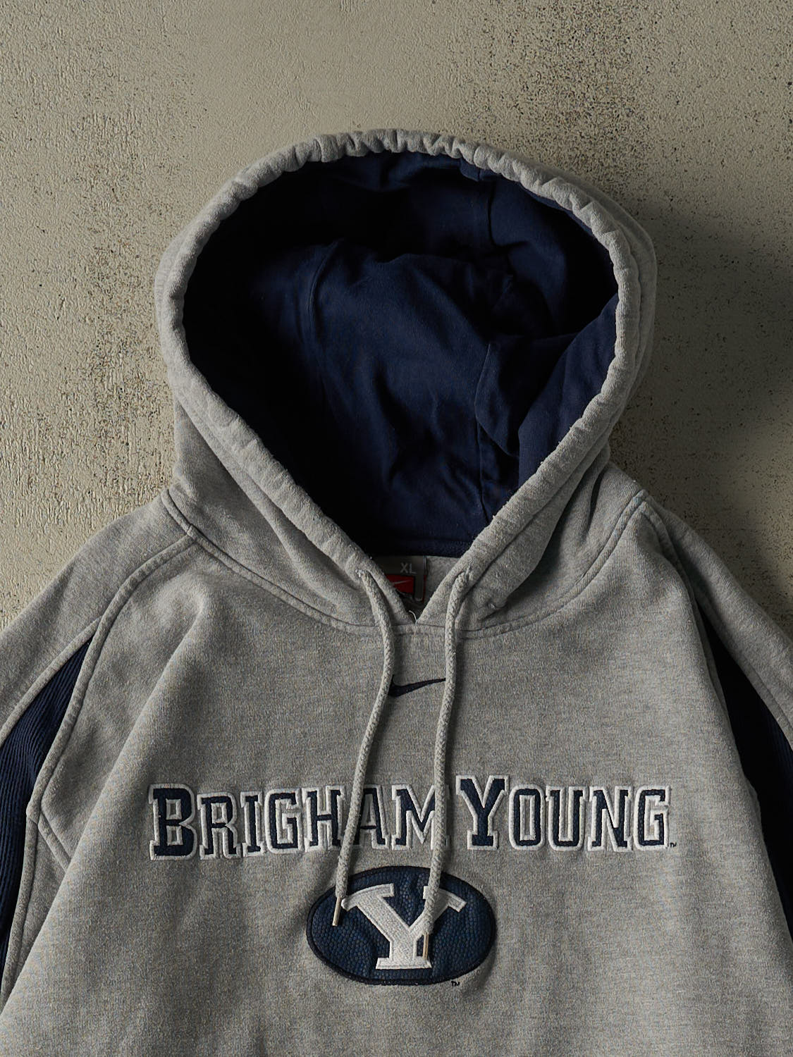 Vintage Y2K Grey Nike Middle Swoosh Brigham Young University Hoodie (XL/XXL)