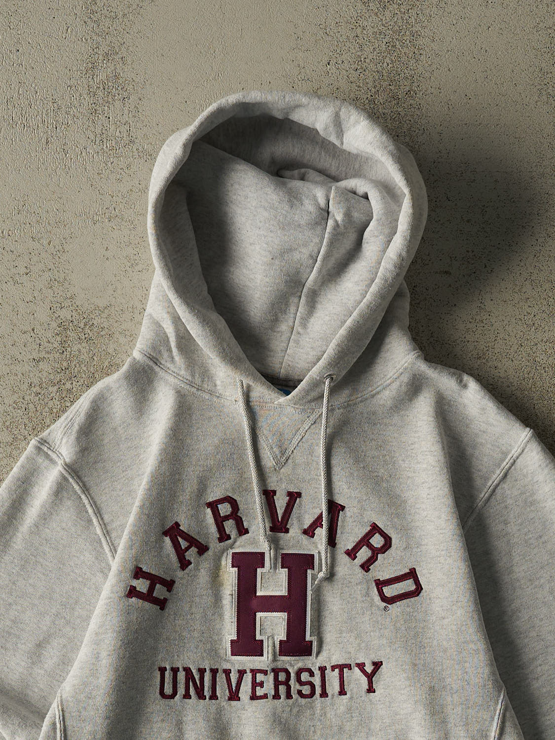 Vintage Y2K Heather Grey Russell Athletic Harvard University Embroidered Hoodie (S/M)