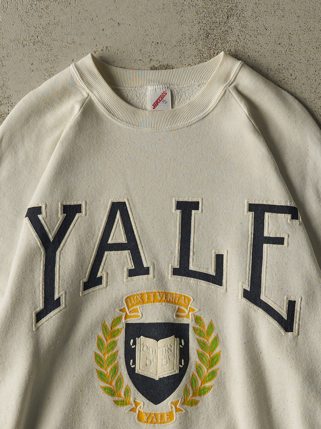 Vintage 80s White RARE Yale University Crewneck (M)