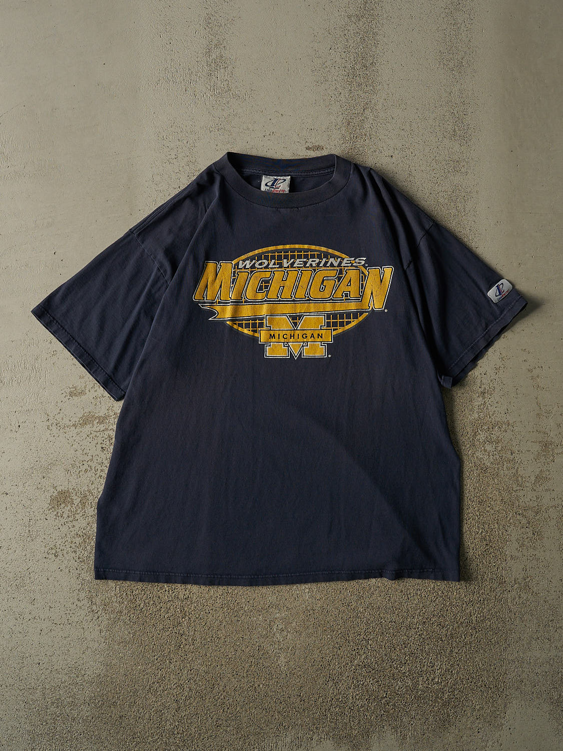 Vintage 90s Navy Blue University of Michigan Wolverines Tee (XL)