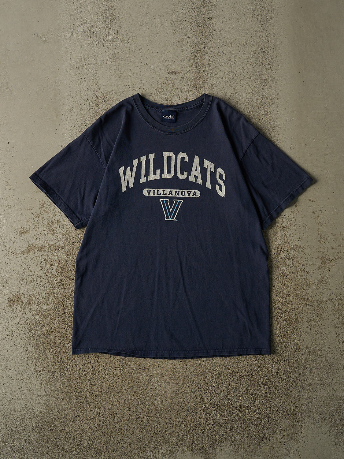 Vintage Y2K Faded Navy Villanova University Wildcats Tee (L)