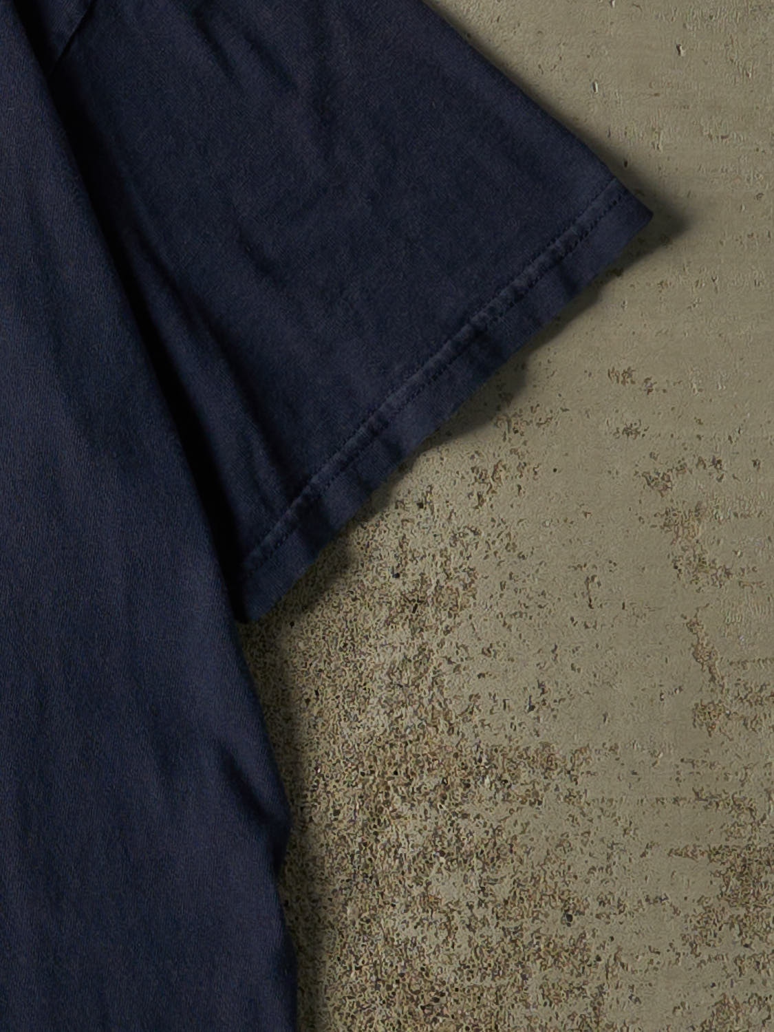 Vintage Y2K Faded Navy Villanova University Wildcats Tee (L)