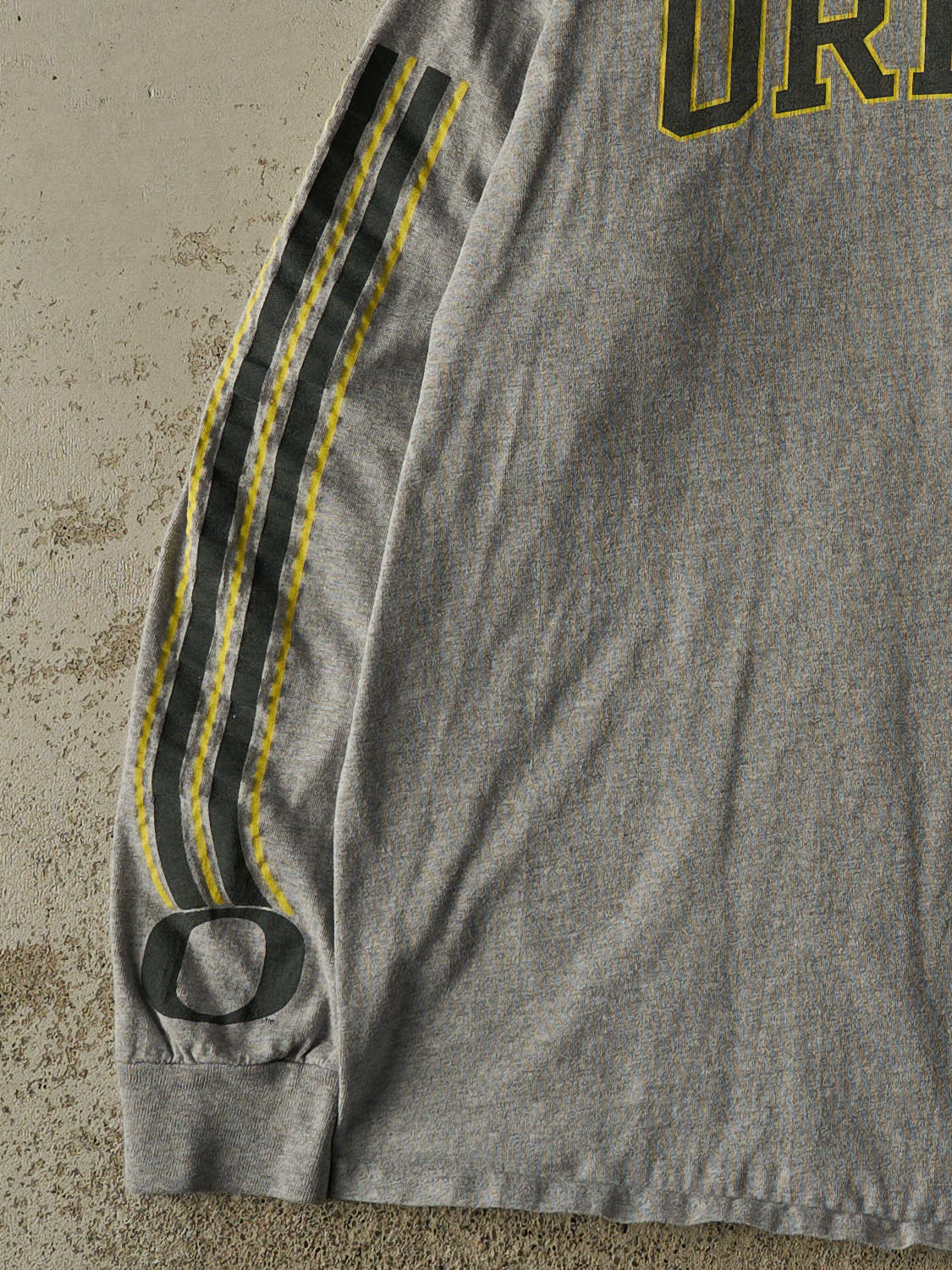 Vintage Y2K Grey Nike Middle Swoosh University of Oregon Long Sleeve (M/L)
