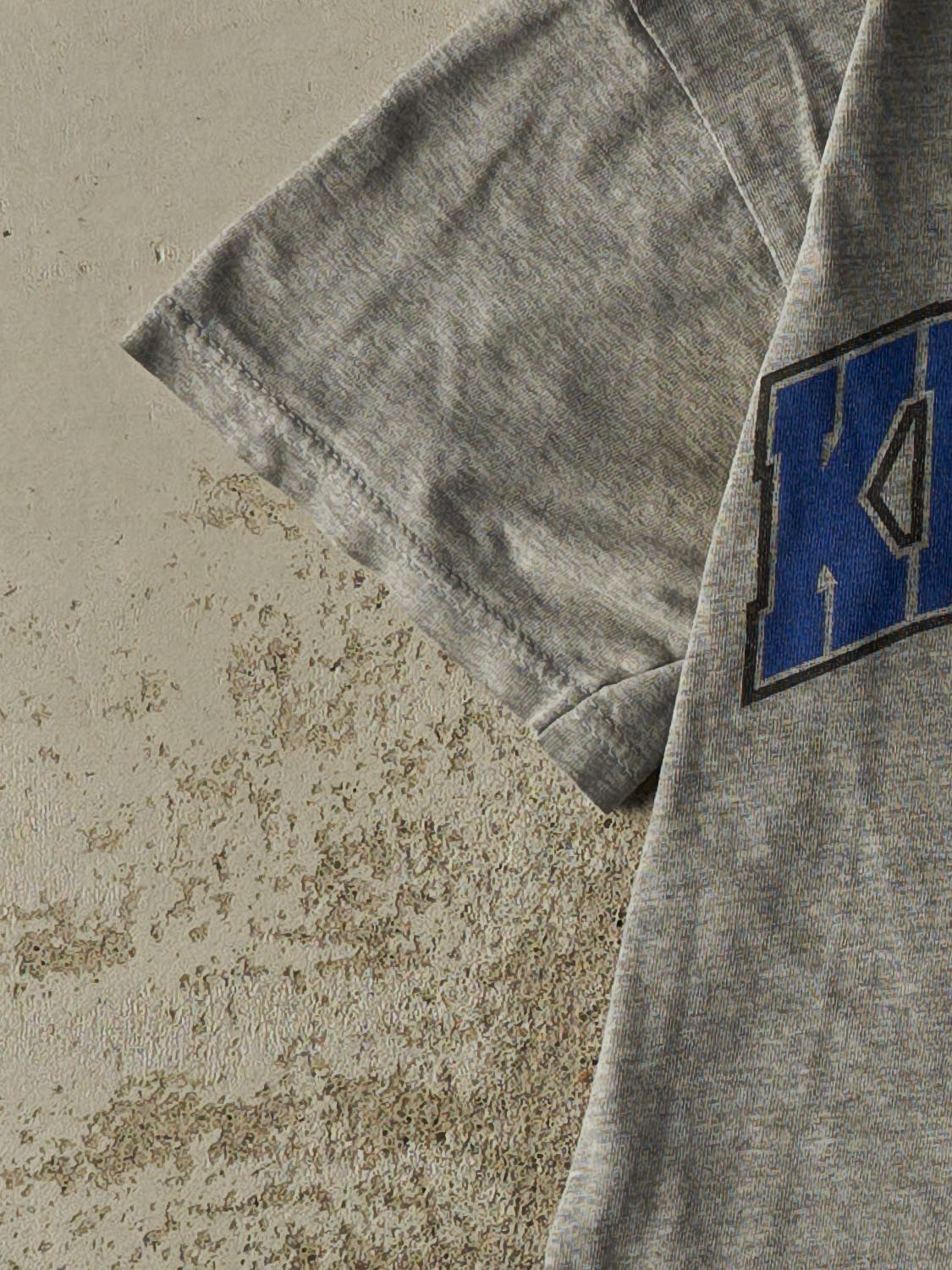 Vintage Y2K Grey University of Kentucky   Tee (XS/S)