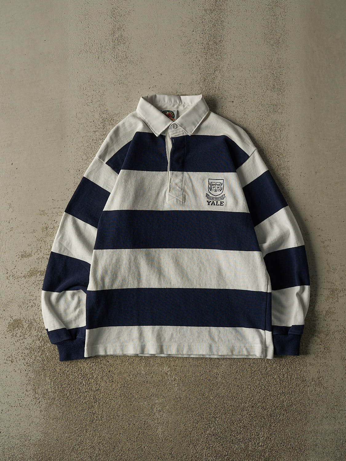 Vintage 90s White Yale University Quarter Button Long Sleeve (S/M)