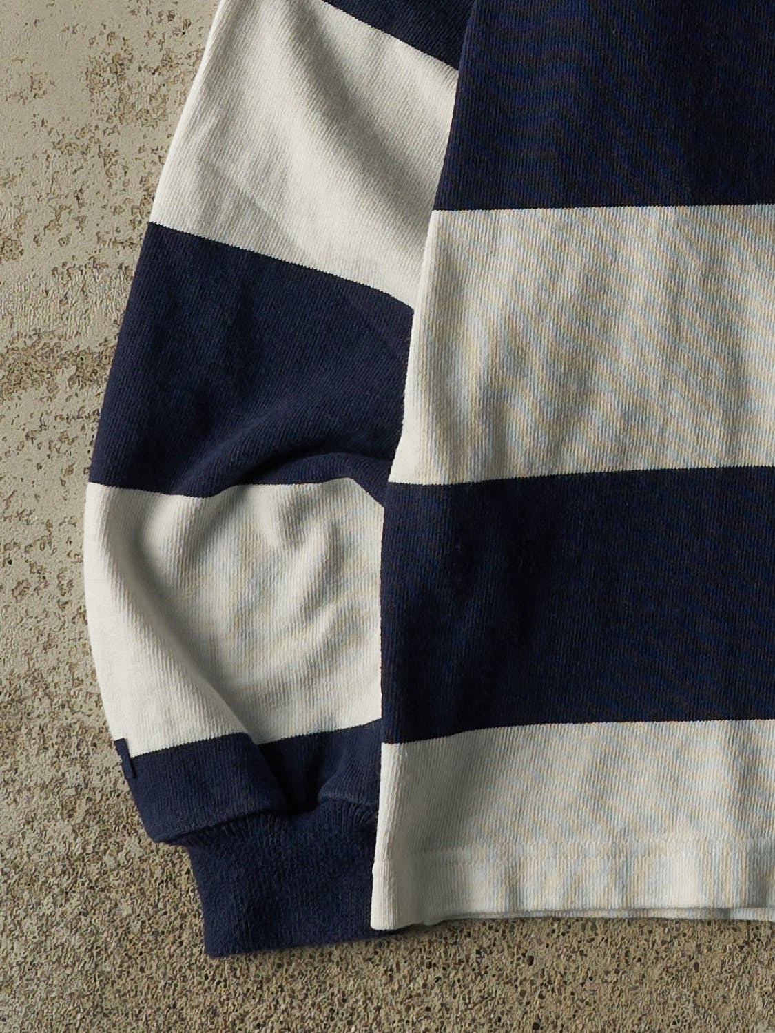 Vintage 90s White Yale University Quarter Button Long Sleeve (S/M)