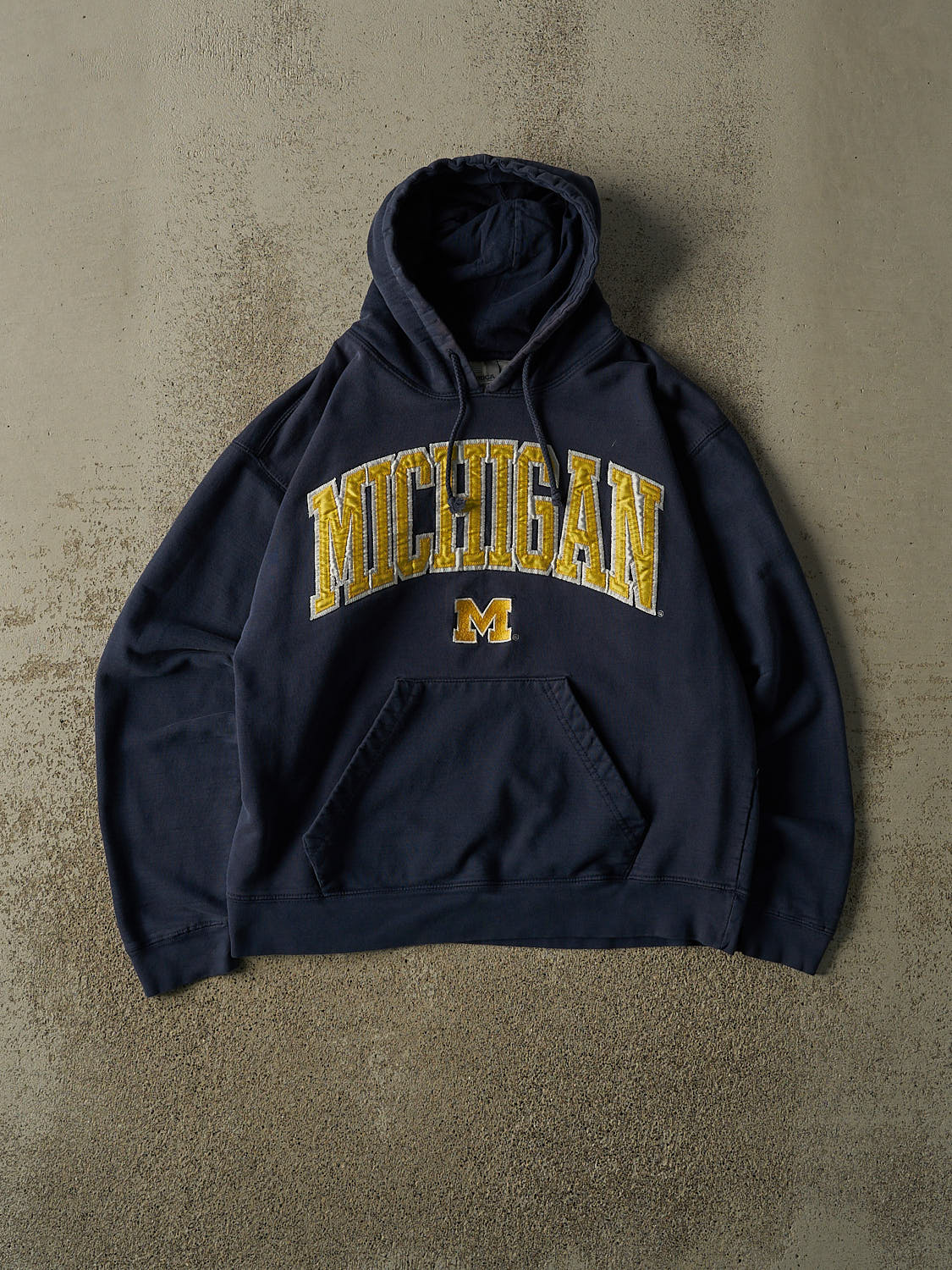 Vintage Y2K Navy Blue University of Michigan Embroidered Hoodie (S/M)