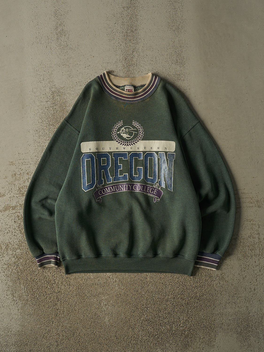 Vintage 94' Sun Faded Green South Western Oregon Community College  Crewneck (L)