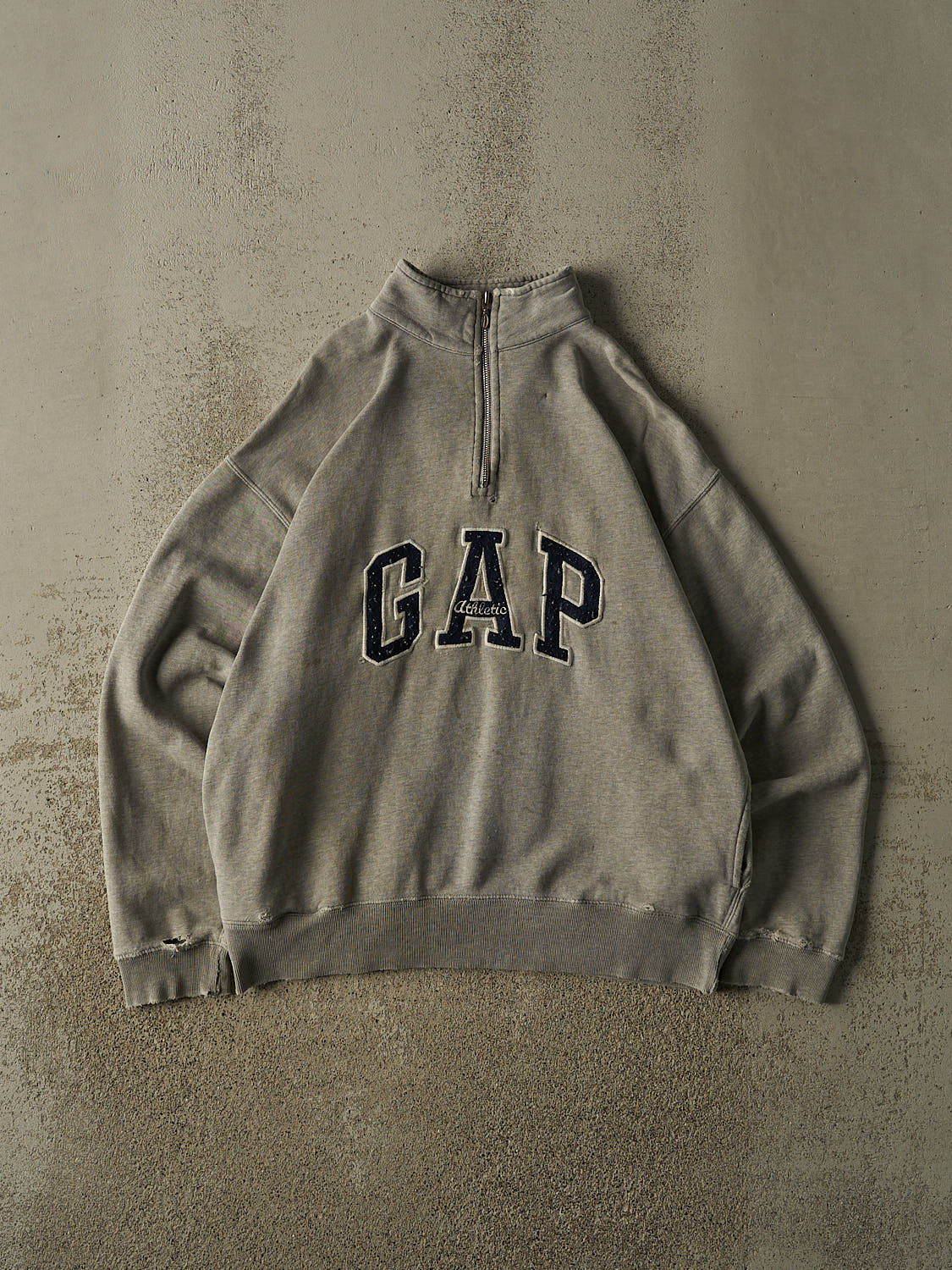 Vintage 90s Grey Gap Quarter Zip Sweater (L)