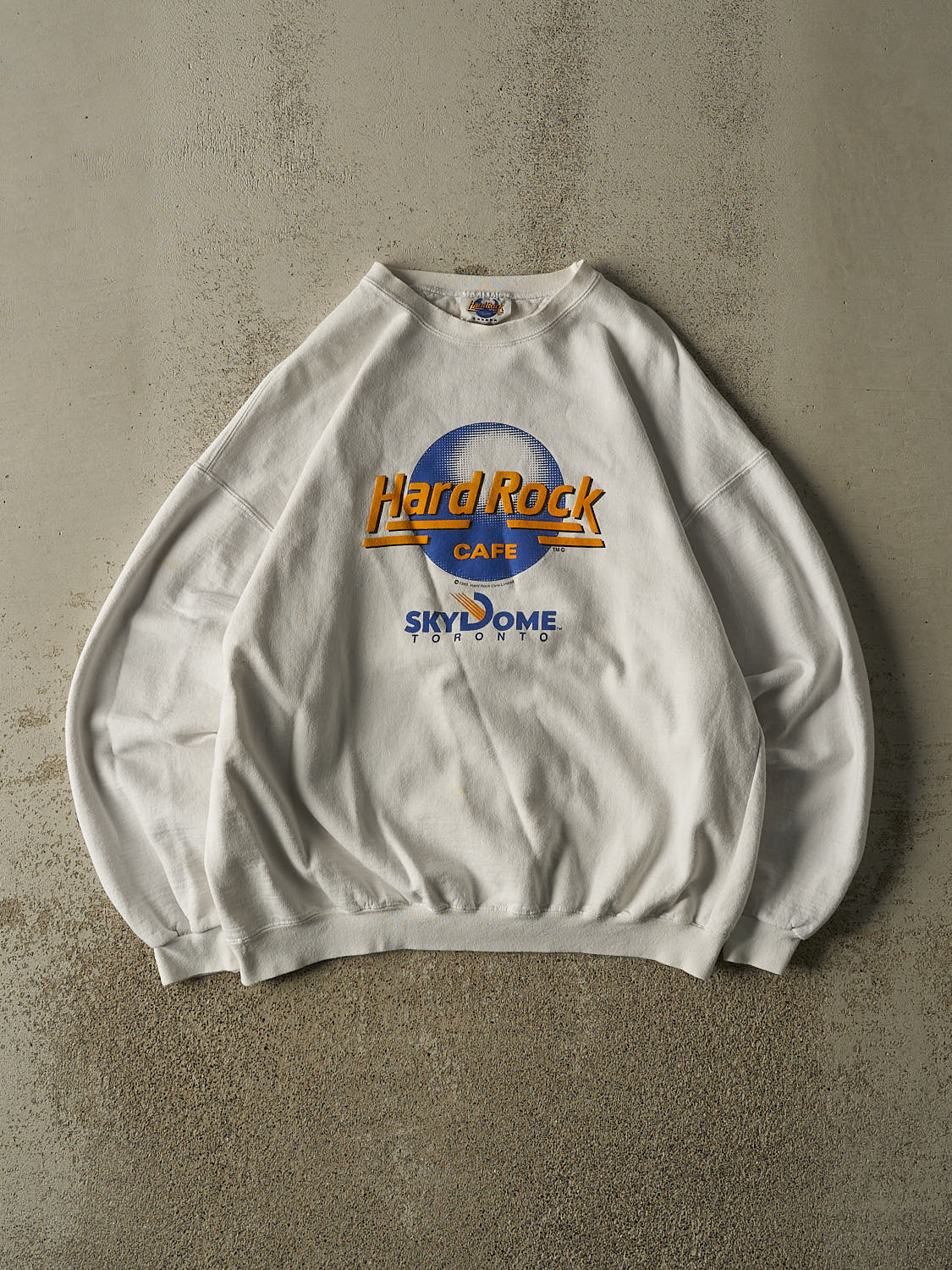 Vintage 89' White Hard Rock Cafe Sky Dome Crewneck (L/XL)