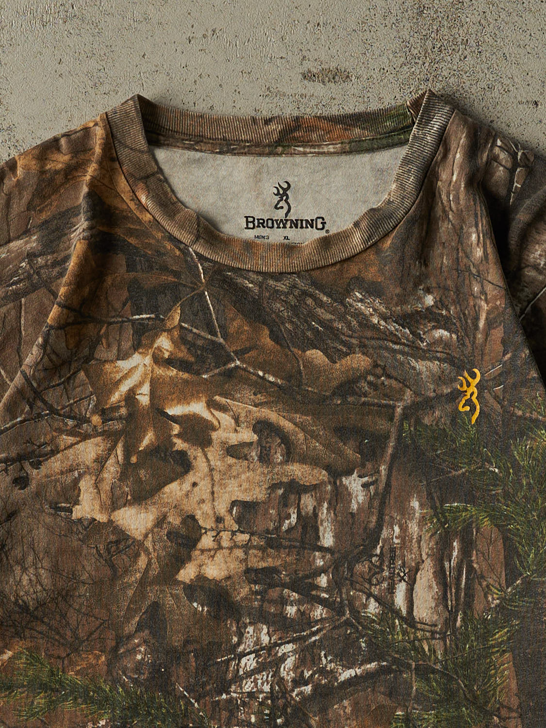 Vintage Y2K Camo Browning x Realtree Tee (L)