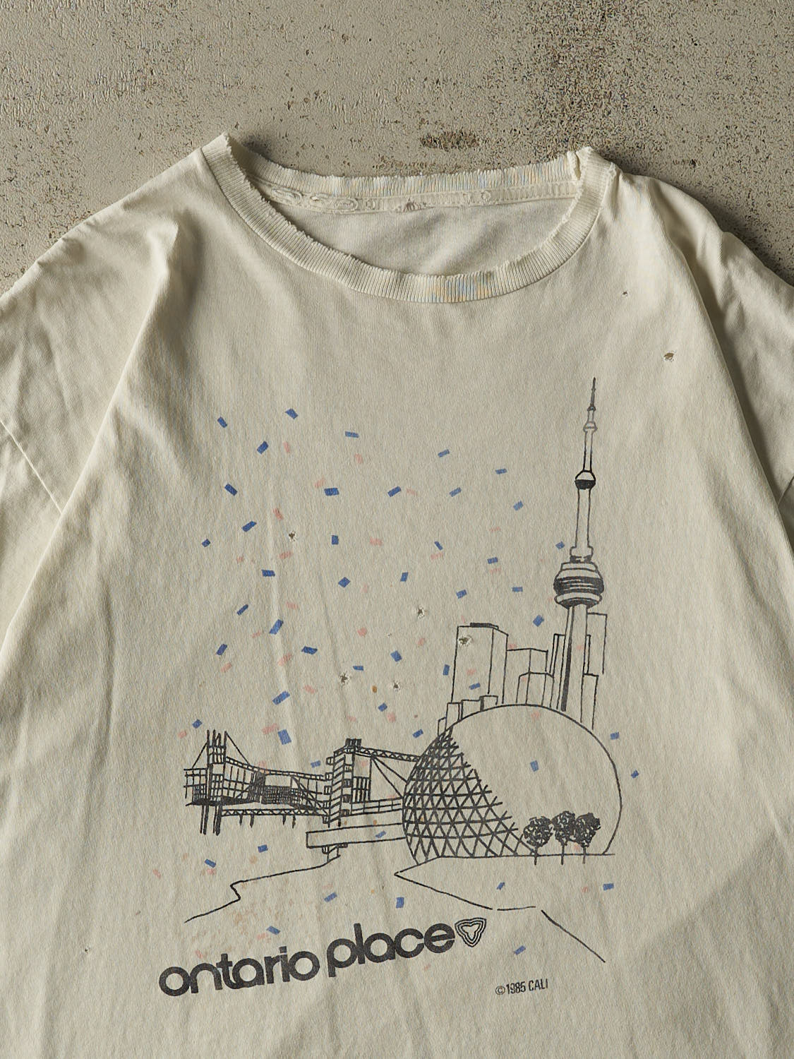 Vintage 85' White Ontario Place Single Stitch Tee (L/XL)