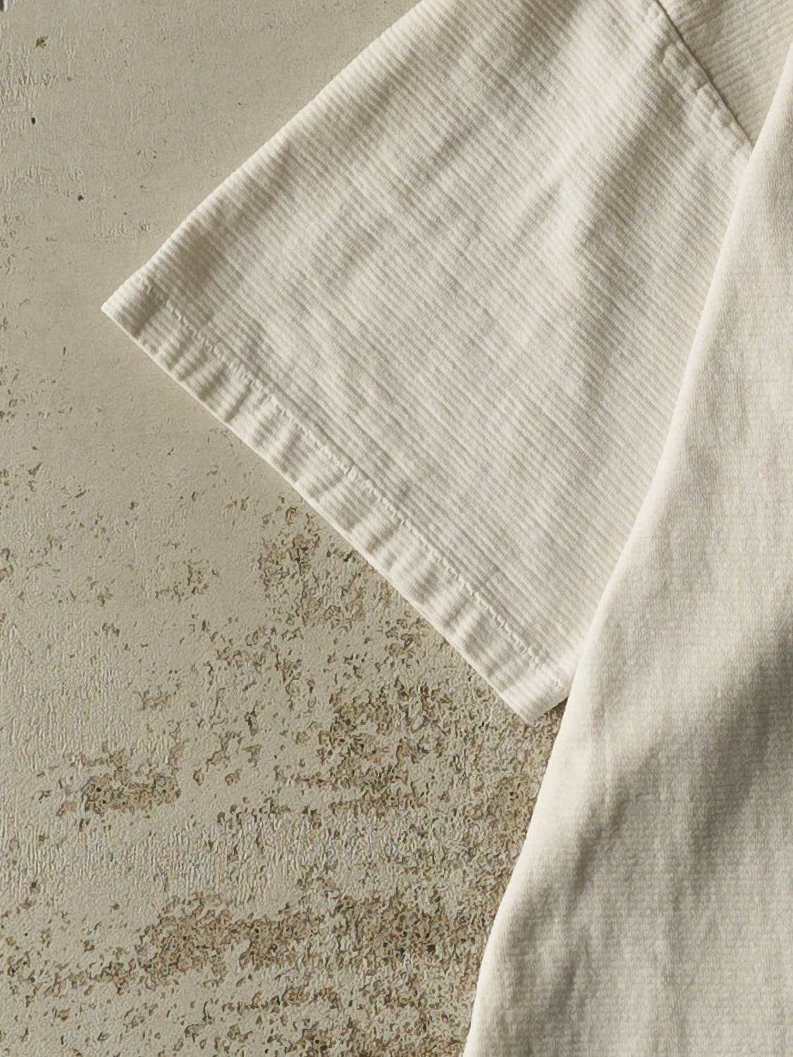 Vintage 95' White Seafirst Bank Tee (L)