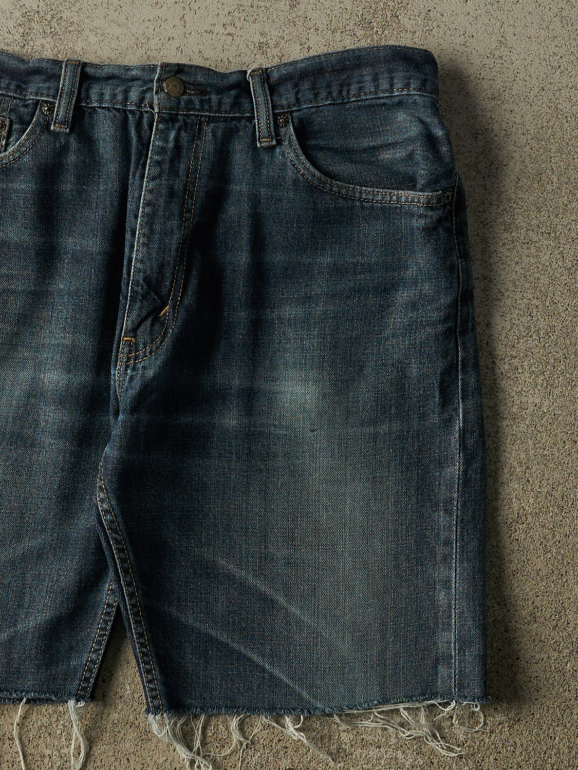 Vintage Y2K Dark Wash Levi's Cut Off Jean Shorts (37x9.5)