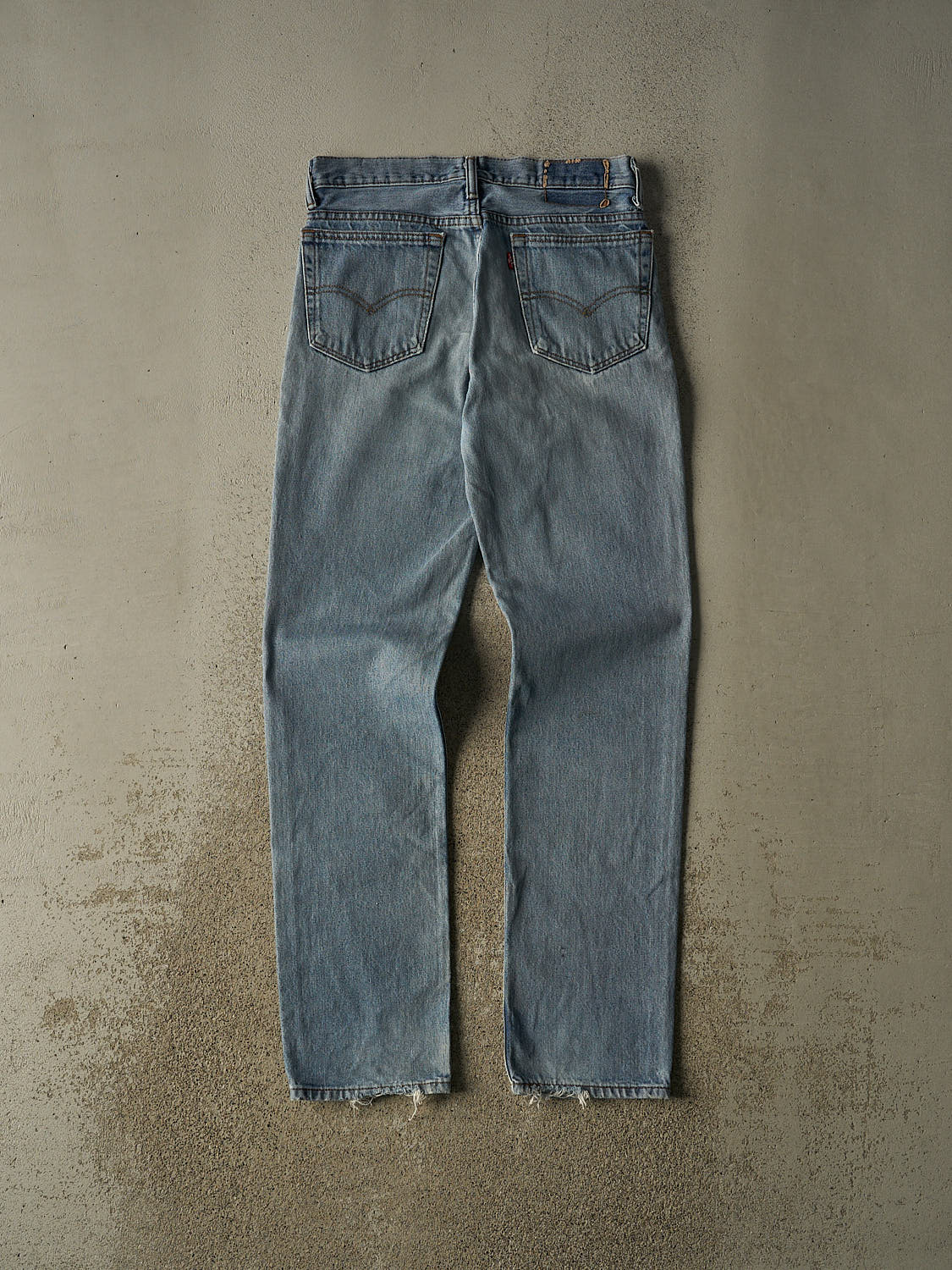 Vintage Y2K Light Wash Levi's Jeans (30x34)