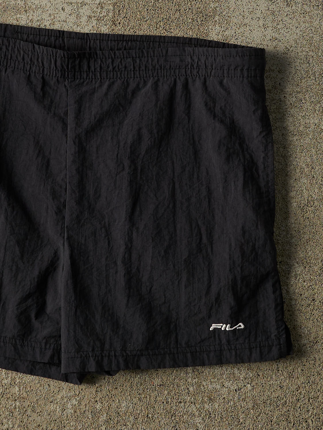 Vintage Y2K Black Fila Track Shorts (34x3)