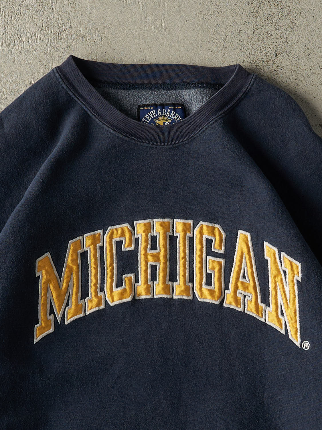 Vintage Y2K Navy Blue Michigan Embroidered Crewneck (XL/XXL)