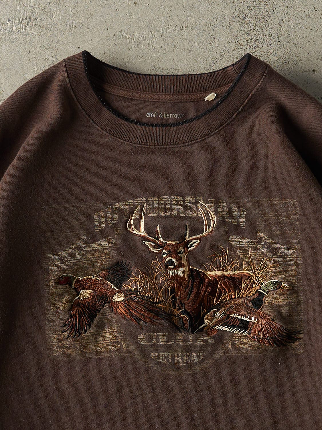 Vintage Y2K Brown Outdoorsman Embroidered Crewneck (XL)