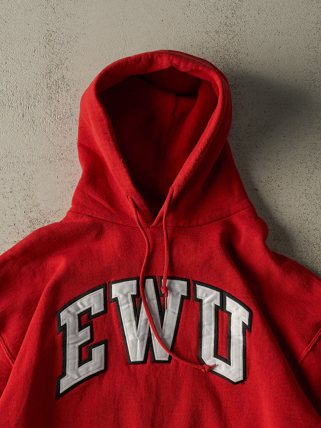 Vintage Y2K Red Russell Athletic EWU Embroidered Hoodie (L/XL)
