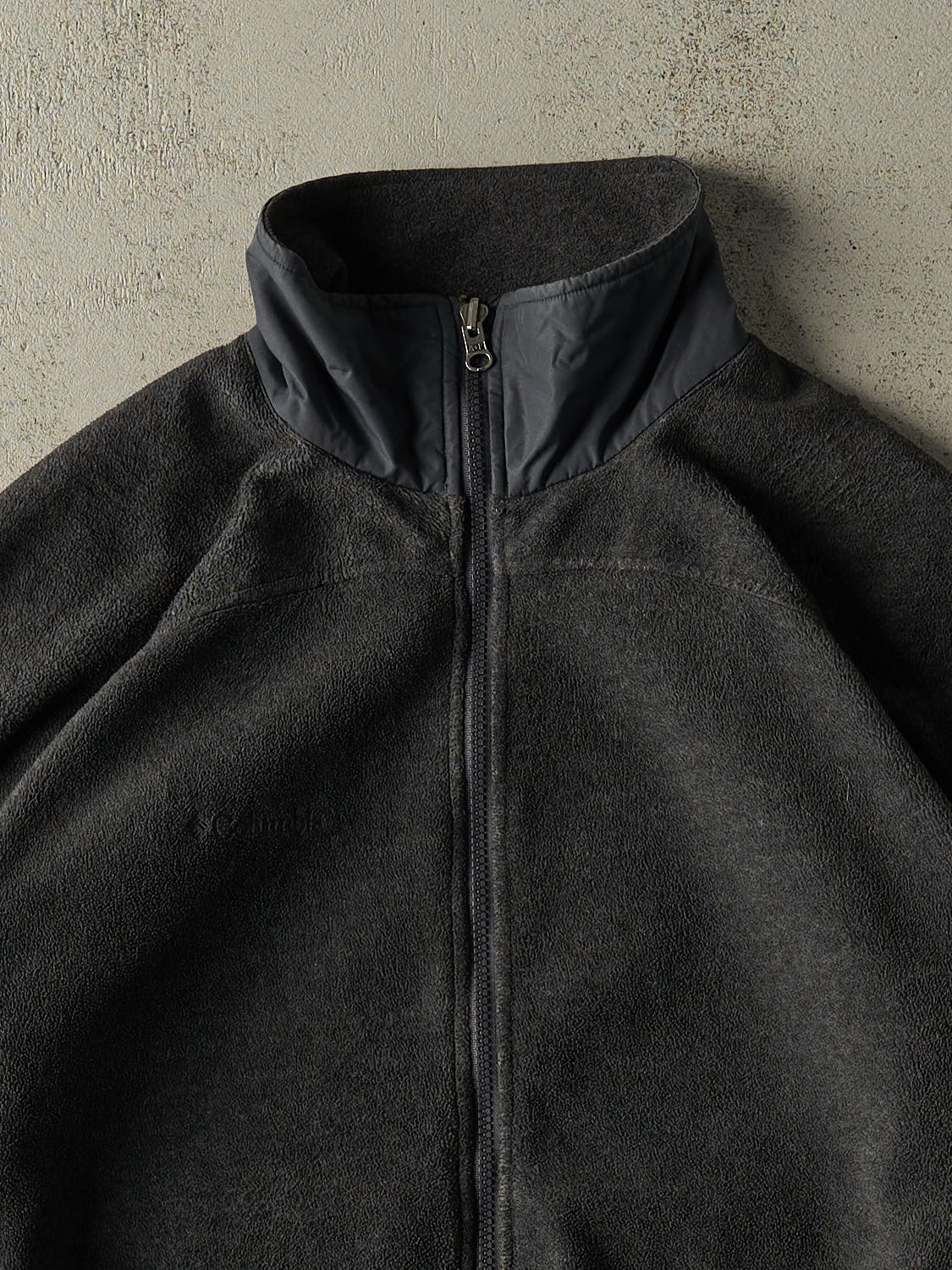 Vintage Y2K Charcoal Grey Columbia Zip Up Fleece (L/XL)