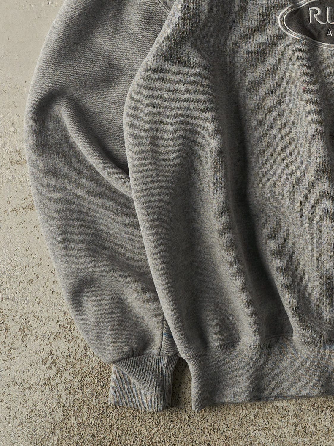 Vintage 90s Grey Russell Athletic Embroidered Logo Crewneck (L/XL)
