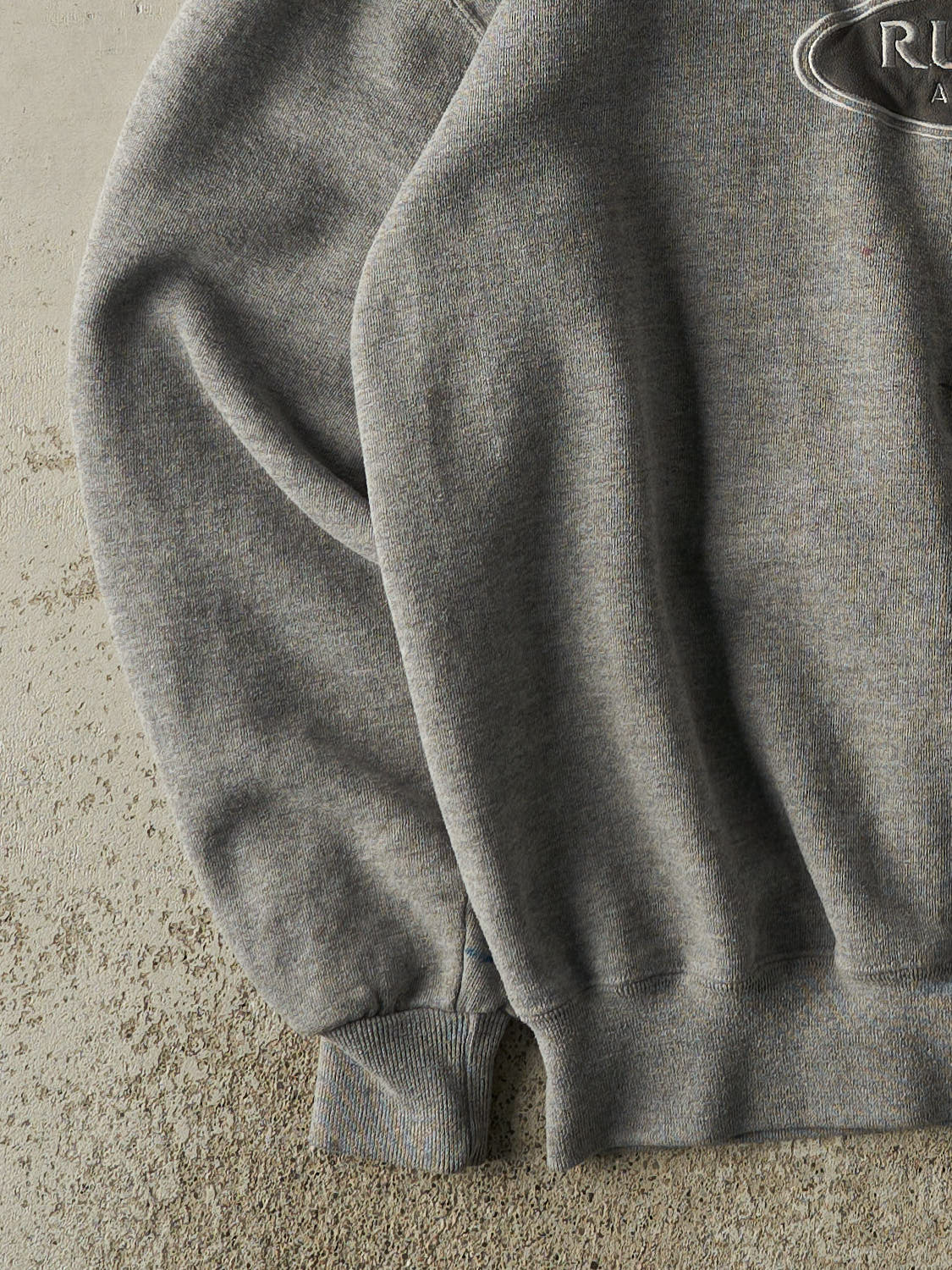 Vintage 90s Grey Russell Athletic Embroidered Logo Crewneck (L/XL)