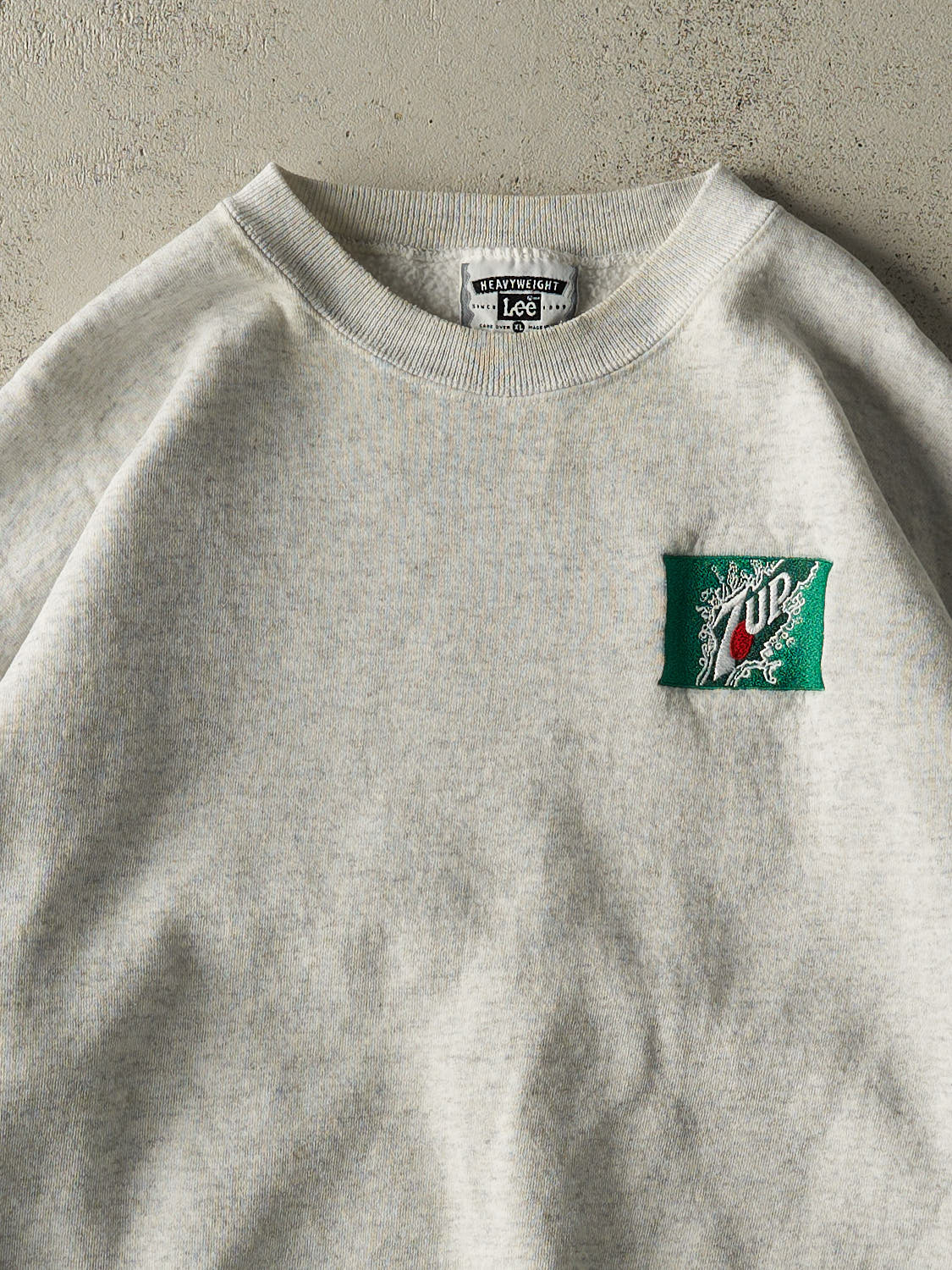 Vintage 90s Heather Grey 7Up Embroidered Crewneck (L/XL)