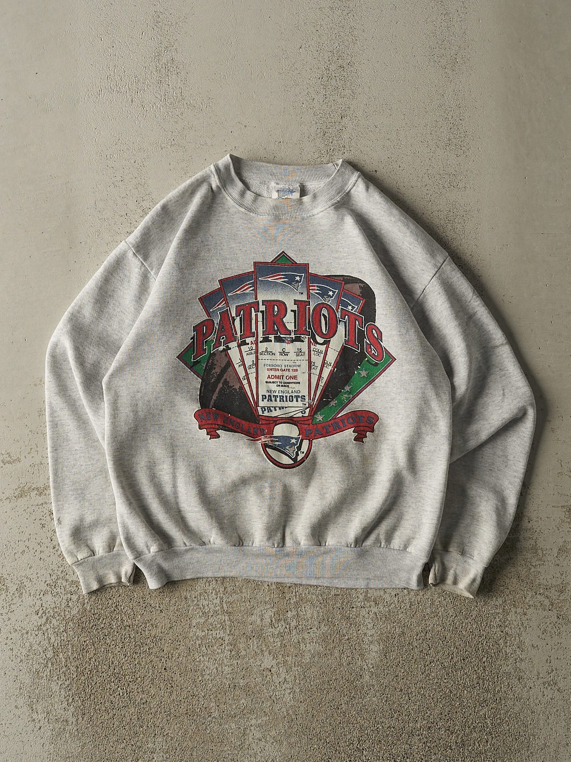 Vintage 90s Heather Grey New England Patriots Crewneck (S/M)