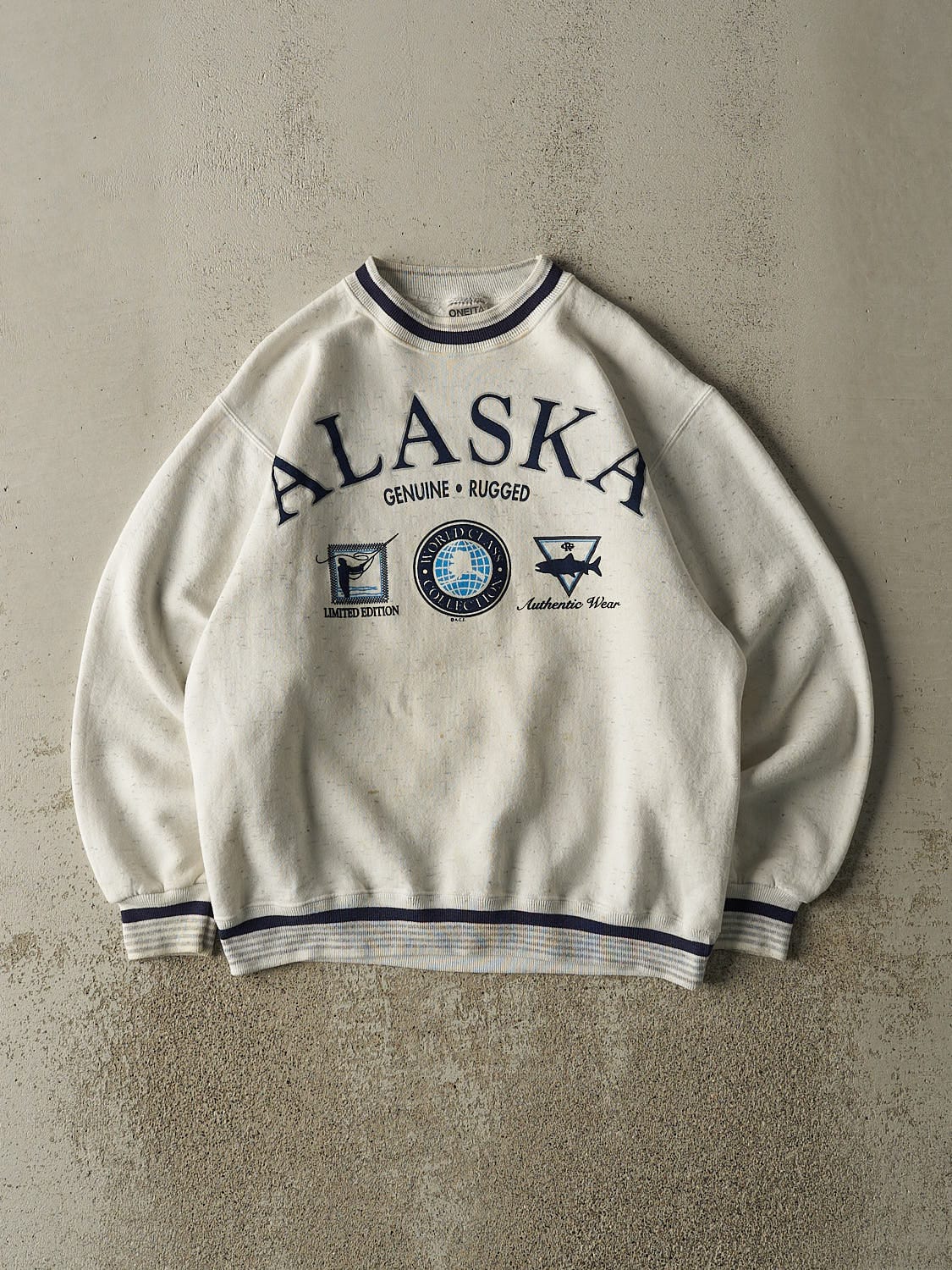 Vintage 90s White Alaska Crewneck (M)