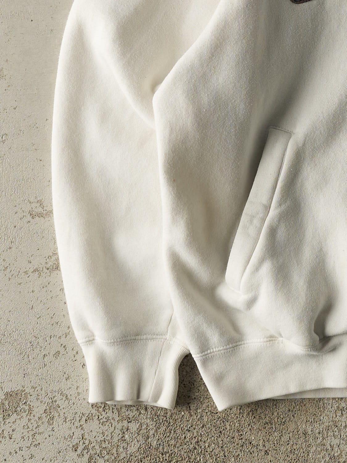 Vintage Y2K White University of North Carolina Embroidered Hoodie (M)