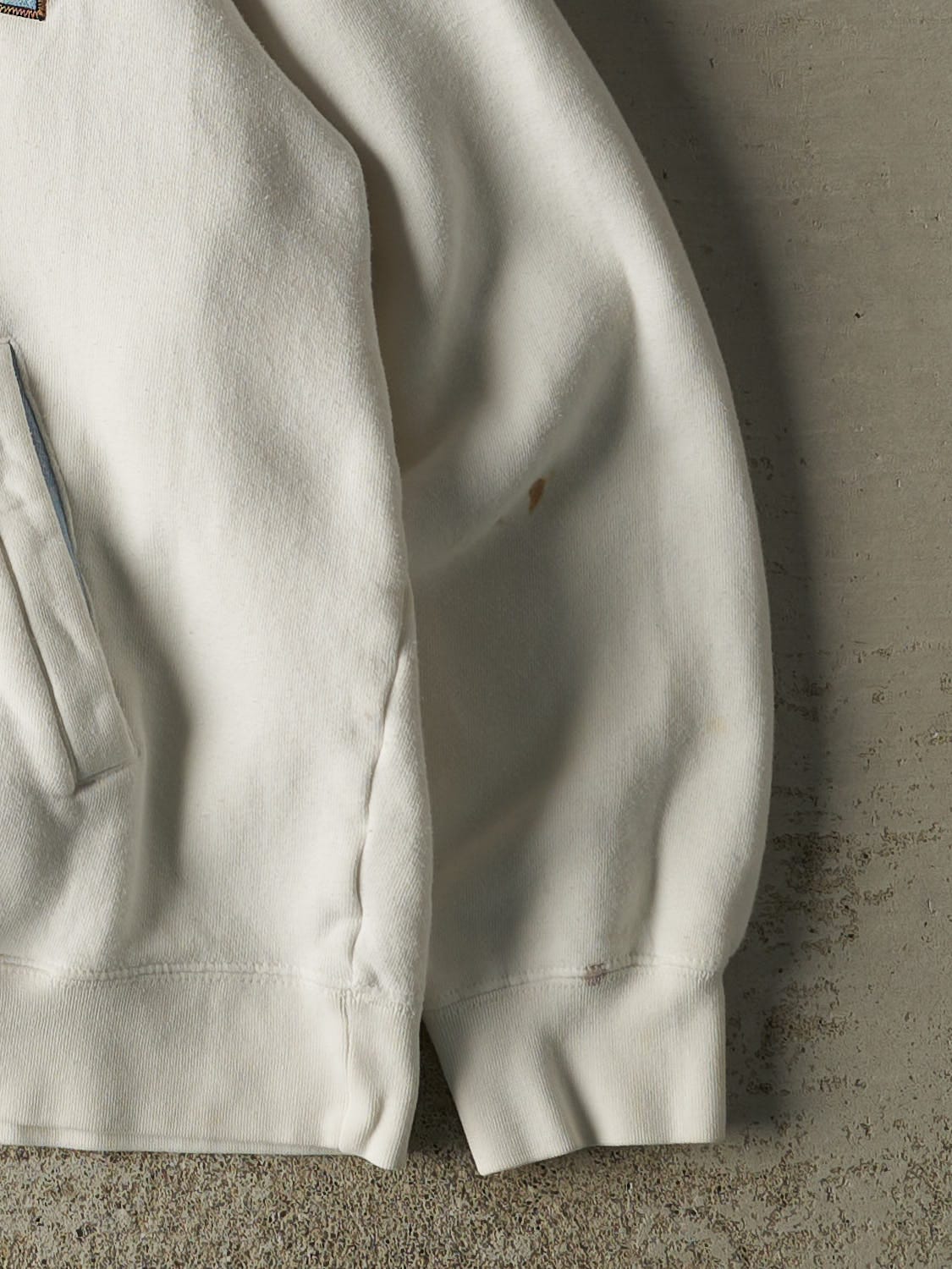 Vintage Y2K White University of North Carolina Embroidered Hoodie (M)