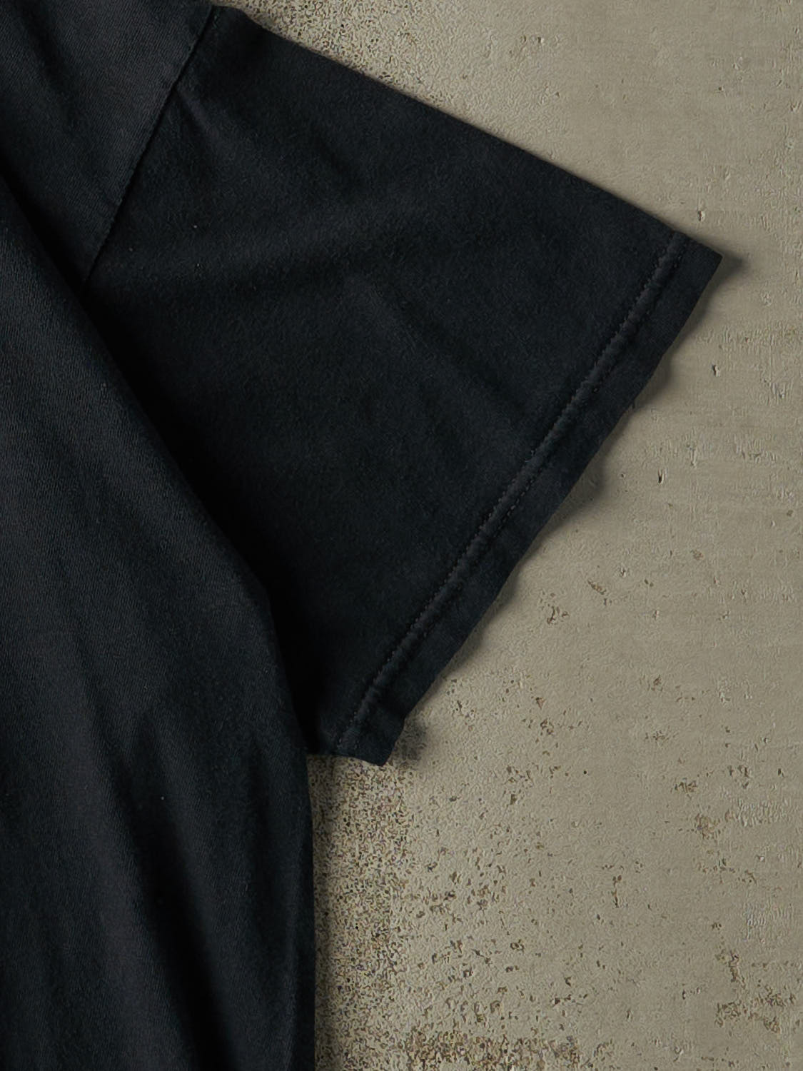 Vintage 90s Black "Takes Me Pains Away" Slogan Tee (L/XL)