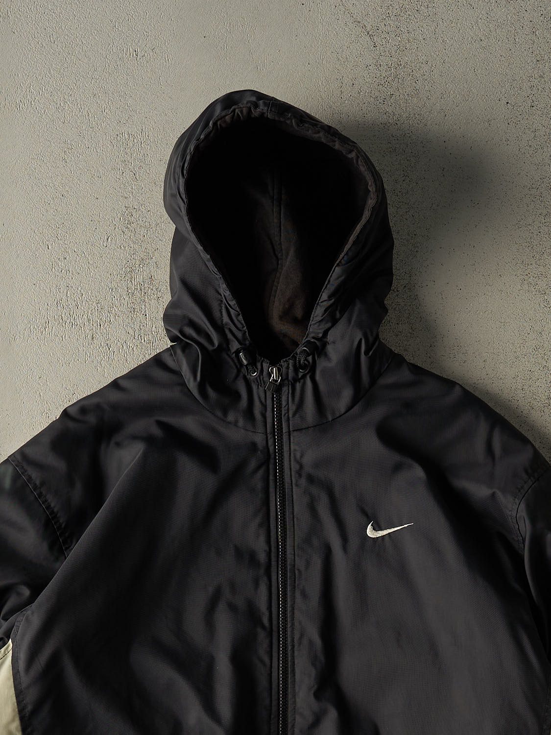 Vintage 90s Black Nike Embroidered Hooded Windbreaker Jacket (XL)