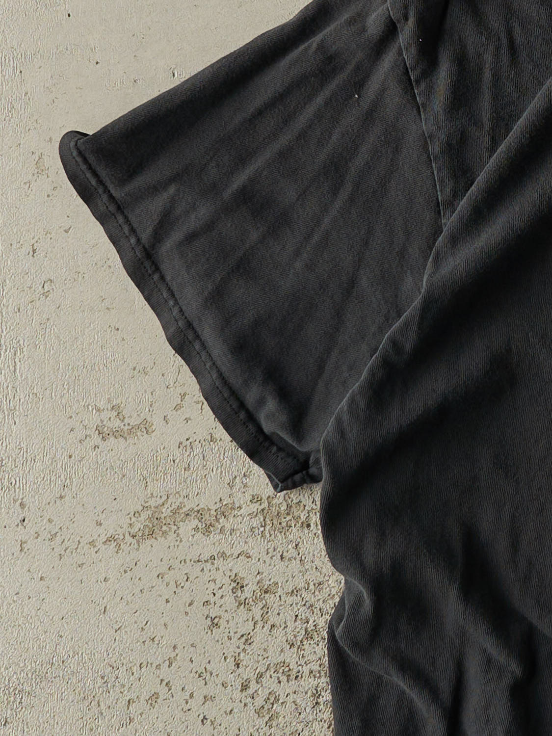 Vintage Y2K Black "One Of Us Is Drunk" Slogan Tee (L)