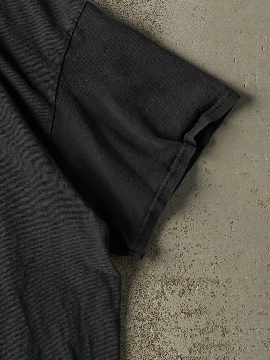 Vintage Y2K Black "One Of Us Is Drunk" Slogan Tee (L)