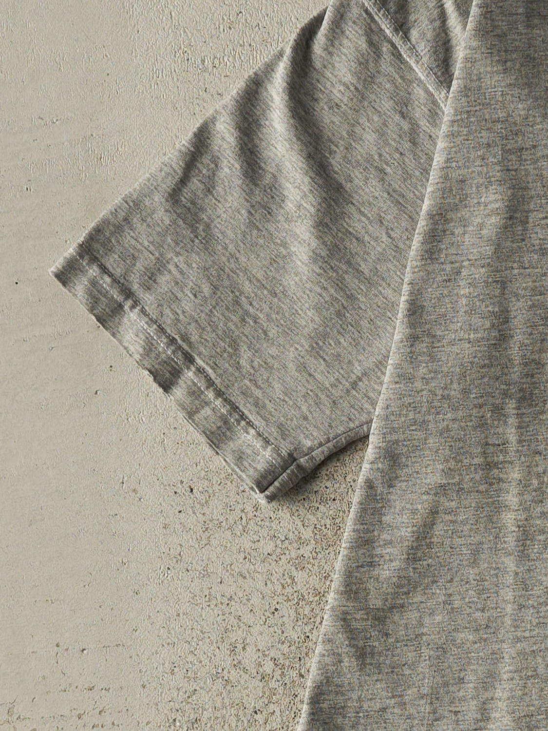 Vintage 90s Grey Wilson Tee (S/M)