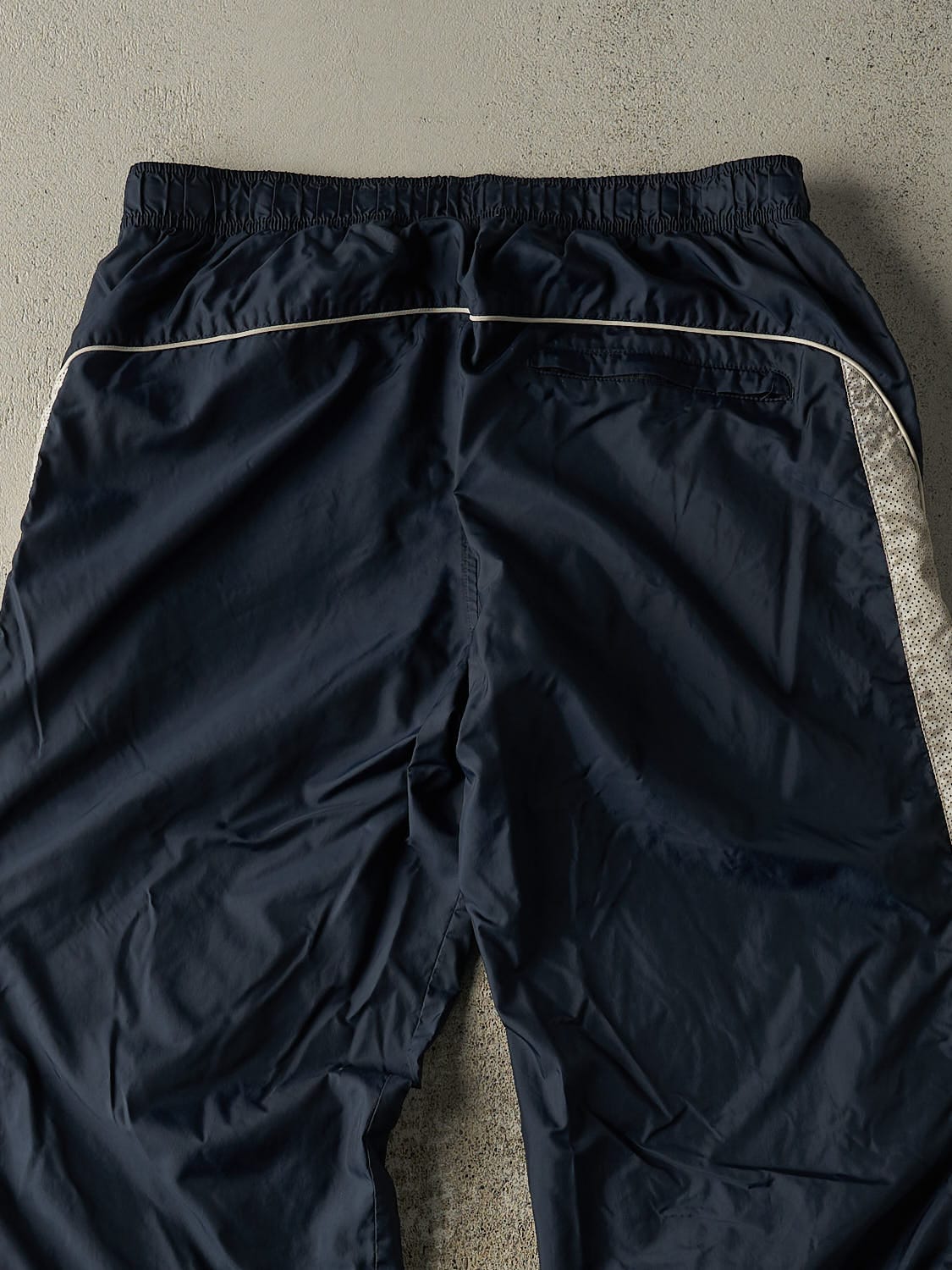 Vintage Y2K Navy Blue Nike Track Pants (33x32)