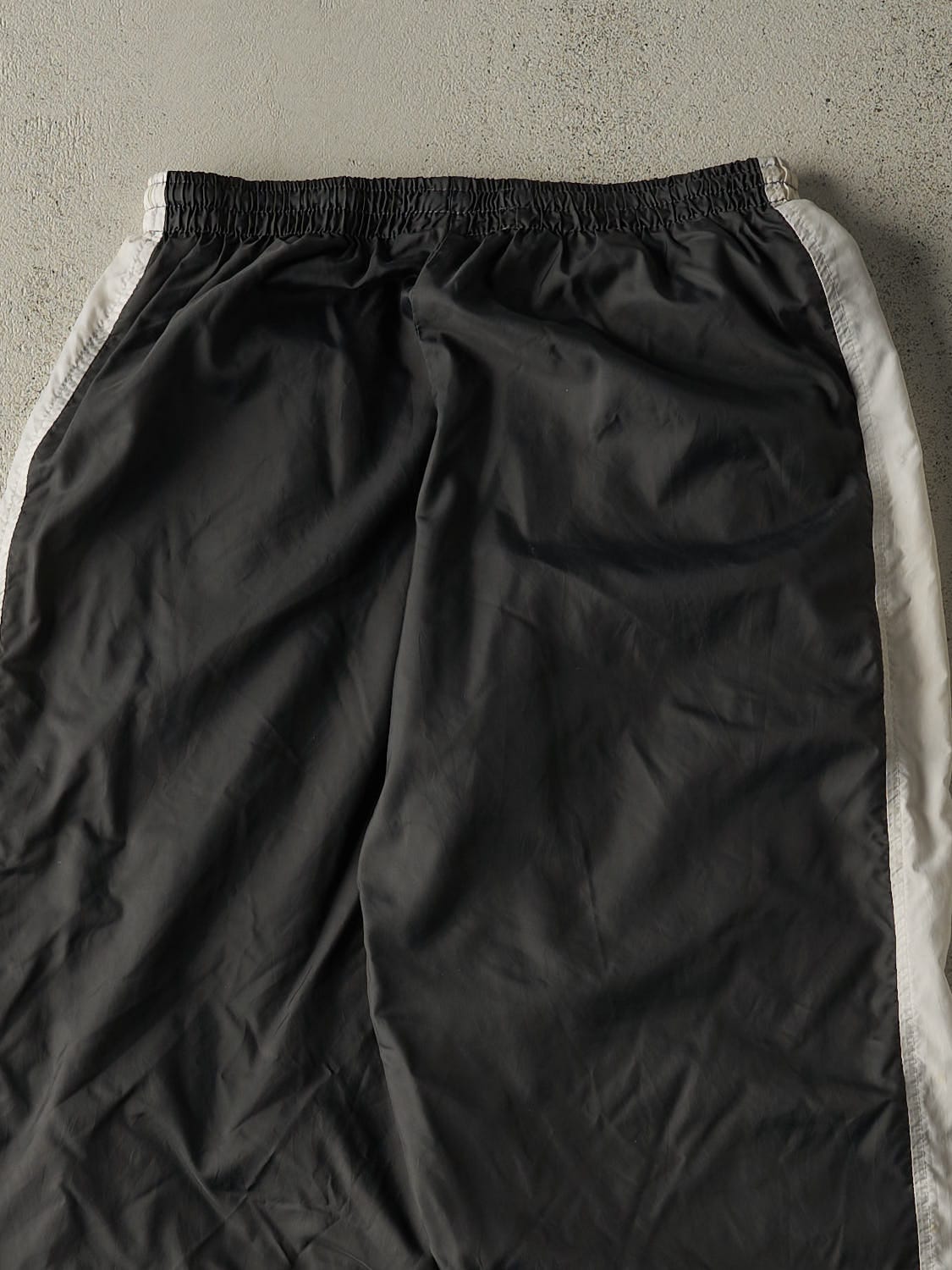 Vintage 90s Charcoal Grey & White Nike Embroidered Track Pants (26x27)