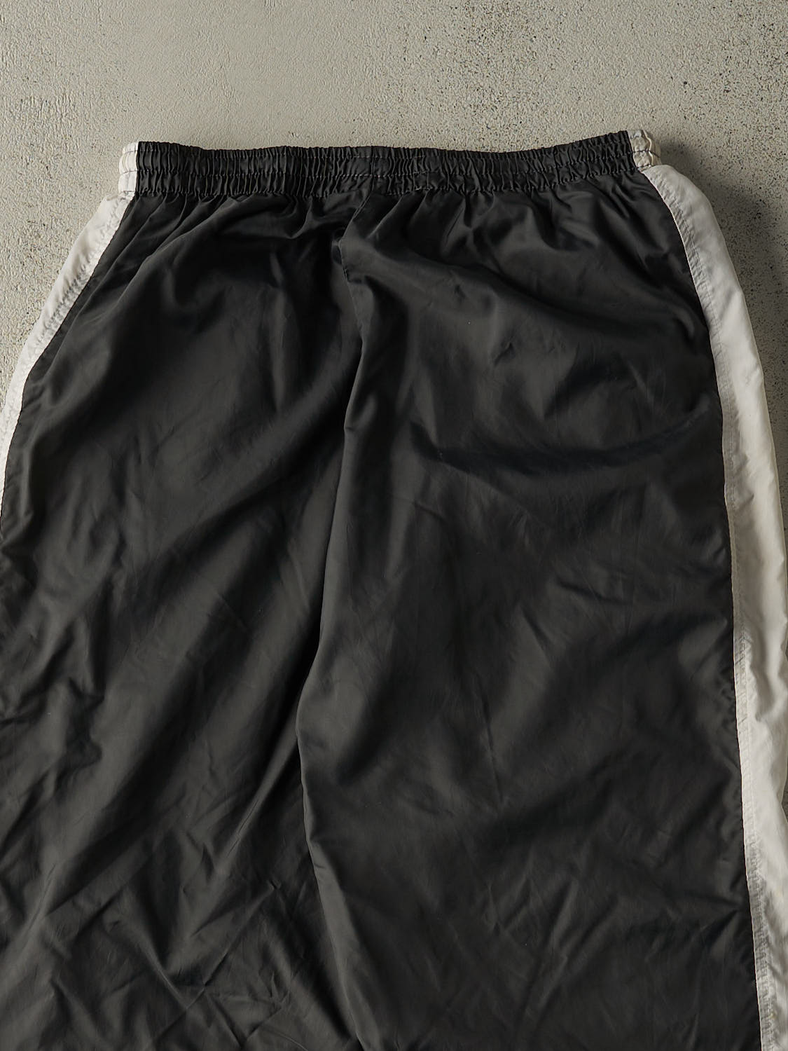 Vintage 90s Charcoal Grey & White Nike Embroidered Track Pants (26x27)