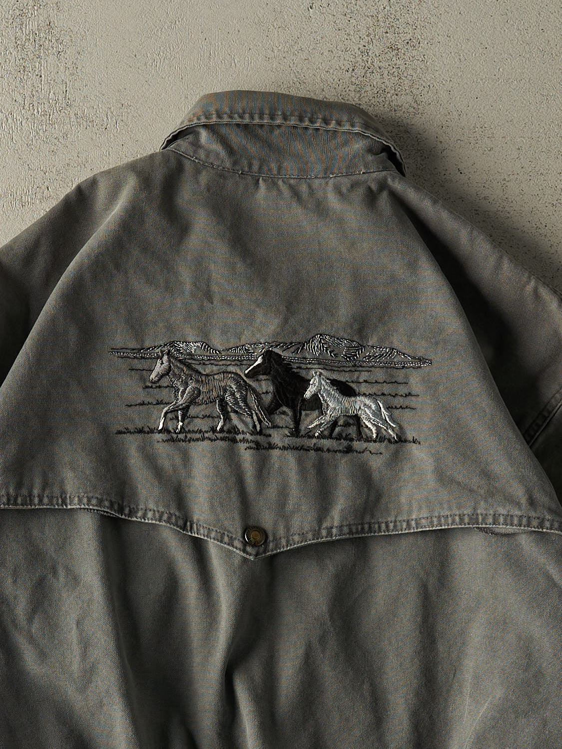 Vintage 90s Grey Embroidered Western Button Up Jacket (L)