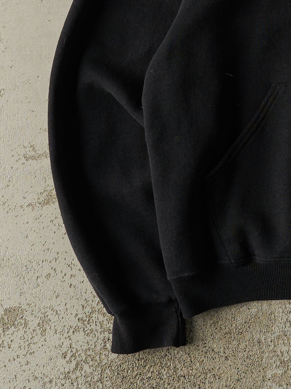 Vintage Y2K Black Russell Athletic Hawks Embroidered Hoodie (S/M)