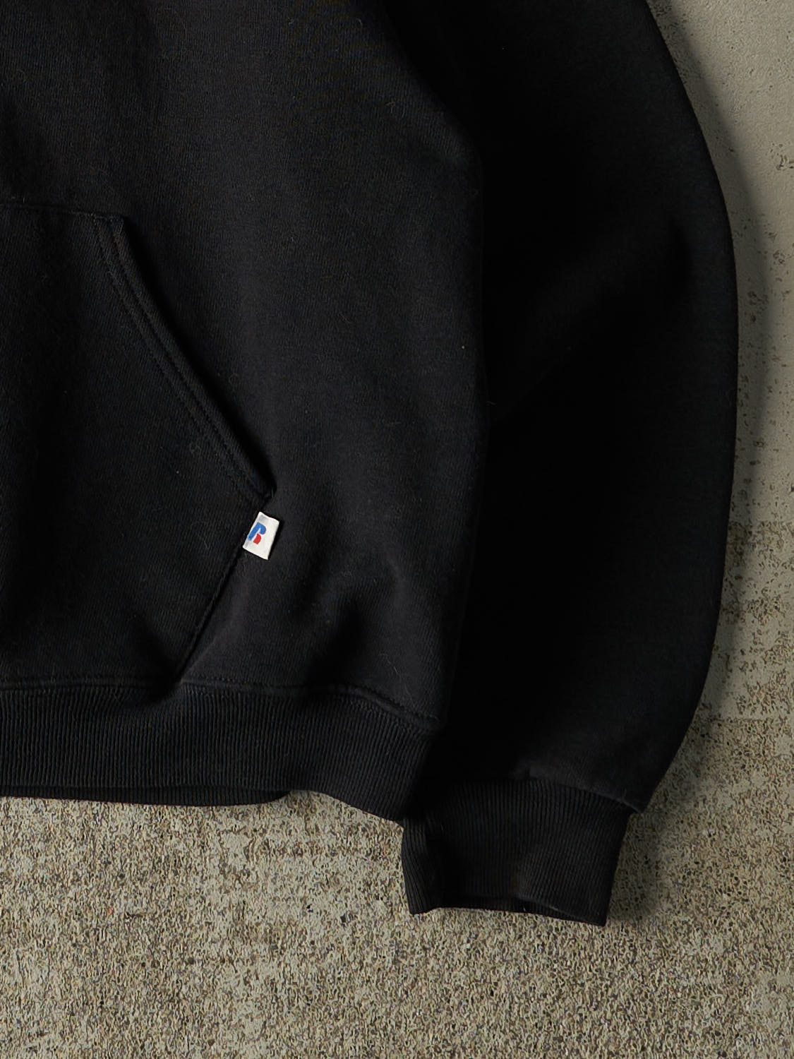 Vintage Y2K Black Russell Athletic Hawks Embroidered Hoodie (S/M)