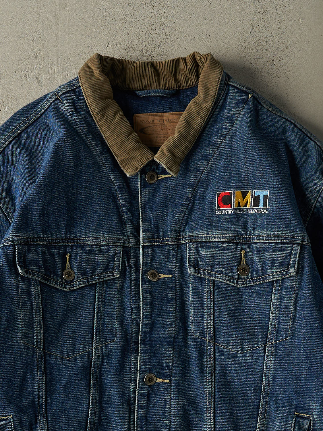 Vintage 90s Mid Wash Blanket Lined Embroidered Denim Jacket (XL)