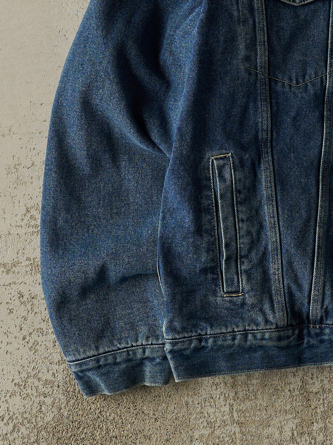 Vintage 90s Mid Wash Blanket Lined Embroidered Denim Jacket (XL)